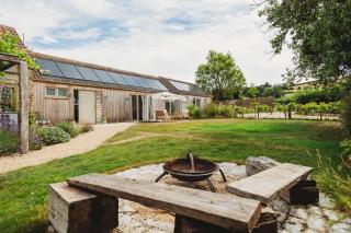 The Cow Byre - 7