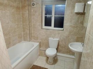 Chafford Hundred's Premier 2-Bedroom Apartment - North Stifford - 2
