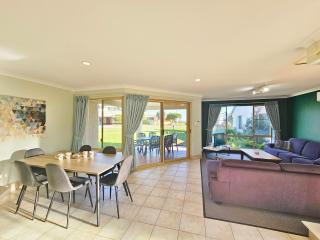 Pelican Shore Villa 22 - Kalbarri WA - 8