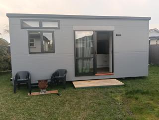 crash pad but homely - 0