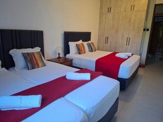 Modern Cozy 2 BR Apartment at The Vale Residence with Pool, Balcony, 5 Minutes walk to the Beach! - 2