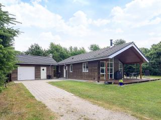 6 person holiday home in Løgstør - 2