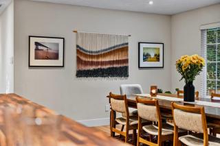 Spacious Cozy and Renovated Mountain Retreat - 3