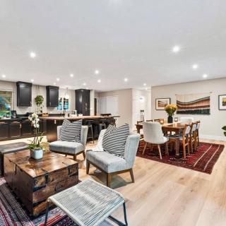 Spacious Cozy and Renovated Mountain Retreat - 2
