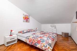 Apartments with WiFi Stinjan, Pula - 24743 - 2