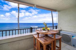 Banyan Tree 301: Oceanfront 2/2 Remodeled with AC - Kailua-Kona - 9