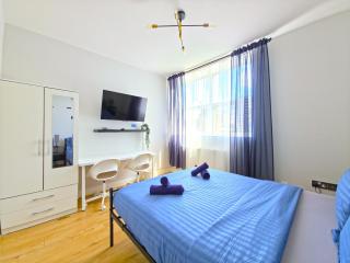 Near South Wimbledon Station, 2BR, Sleep 6, King beds - London - 5