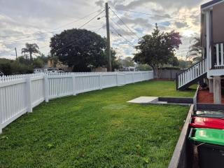 Charming 4BDR inc separate studio, newly renovated - 1