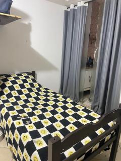 Quarto no coração de JF centro - 4