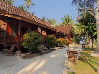 JN Cottage dan Camping Ground - Karimunjawa-Inseln - 0