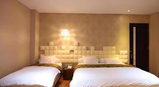 Griya Jogja Hotel - Yogyakarta - 1