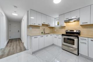 Top choice 2-Bed 1-Bath Garden Suite - 4