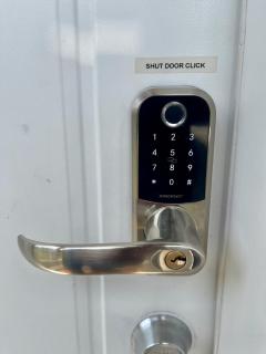 Top choice 2-Bed 1-Bath Garden Suite - 6