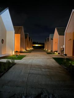 Fandee suites - - 0