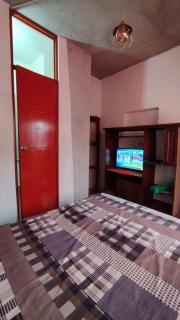 Dormitorio KAPULLANA Jr Junin 263 barrio norte con cocina baño privado - Piura - 8