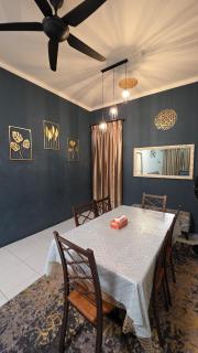 Deena Homestay - 4BR with 4 Airconds - 9