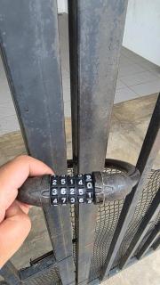 Deena Homestay - 4BR with 4 Airconds - 6