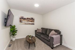 5204 Lark Crescent NW Edmonton Alberta T5S0S3 - Edmonton - 3