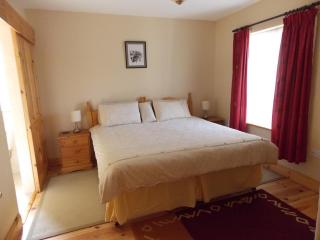 Reads Park Self - Catering Accommodation - Galbally - 5