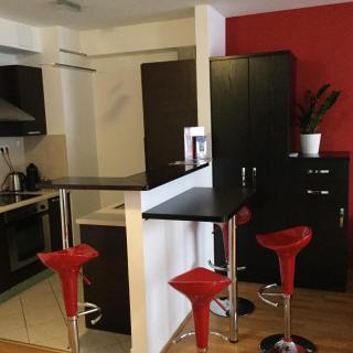 Lia's Apartment in Gozsdu and Free Parking - Budapest - 5