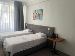 Osh Art Hotel - 8
