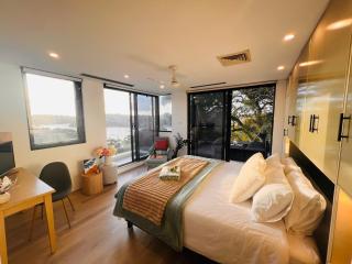 6BR Stunning Waterview & Private Pool - Sydney - 2