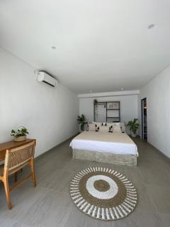 2BR Villa in The Heart of Canggu w Pool, Prime Location - 5
