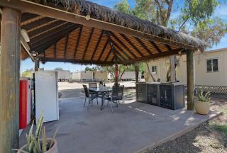 AAOK Moondarra Caravan Park - 1