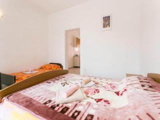 Apartmetns Franka Saplunara-One-Bedroom Apartment with Terrace and Sea View No2 - Saplunara - 4