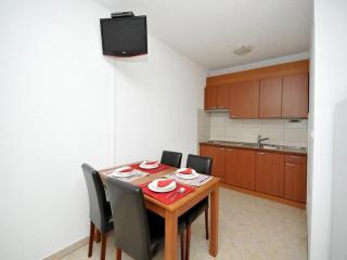 Apartments Villa Moonlight - One Bedroom Apartment with Large Terrace Classic - Trogir - 7