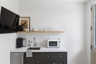 Casa Jardin Unit 1-Boutique Suite in Downtown Santa Barbara - Santa Barbara - 9
