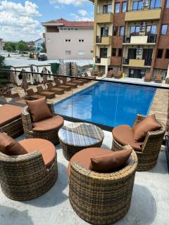 ATOS Srebrno jezero - Villa and Restaurant - 6