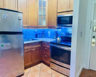 south beach apartment 5 min walk to the ocean - 9