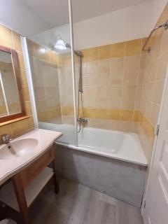 La Maison Tranquille at the Lake 1 Bedroom House - 7