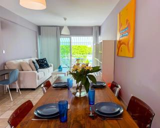 Zima Cove Calm Coastal Oasis - 0