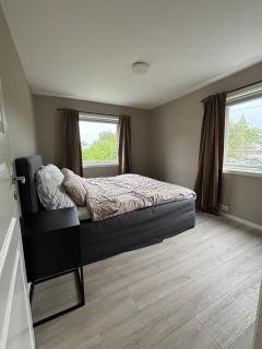 Modern and central 2-bedroom apartment - 4