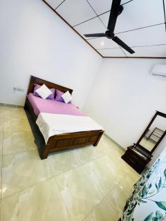Cozy Haven Guesthouse - Negombo - 6