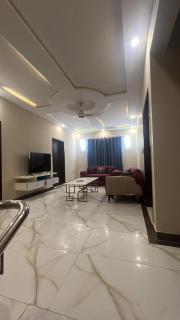 Furnished villa Bahria town Karachi - Karachi - 2