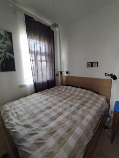Hilltop view - 2 bedroom house with garden bbq - private parking - 12min to Uzupis anytime - 5