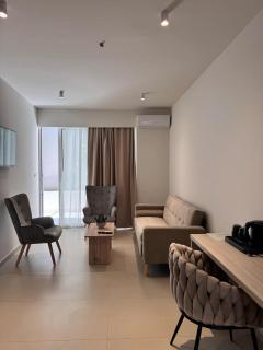 Golden Coast Suites - Kipseli - 7
