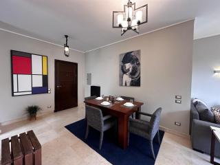 Sunny Bright 1BR in Palm Hills - 2