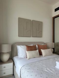 Citylight 1br Escape Gym, Pool And Free Parking! - 1