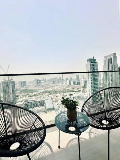 Abstract 1br Flair Gym Pool And Free Parking! - 1