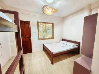 RHR Tourist Inn - Pooc - 3
