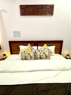 KURJA by Modern Haven - 9