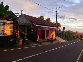 Umah de Madya The Room & Panoramic Rooftop Munduk - Munduk - 2