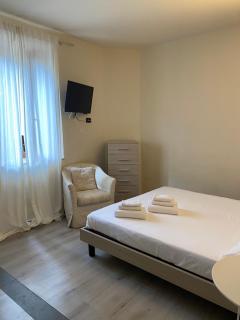Hotel Monti - Lamporecchio - 1