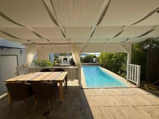 PAVI APARTMENTS Luxury apartment with a private pool - 0