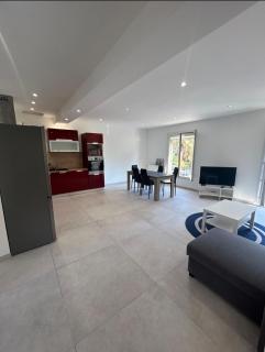Grand appartement 3 chambres a 50 m de la plage - 6