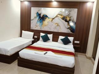 Hotel Sky Wood Residency At Airport - New Delhi - 5